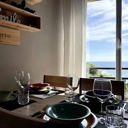 Ippocampo☆☆☆☆☆ Vista Mare, Relax, Parcheggio Apartamento